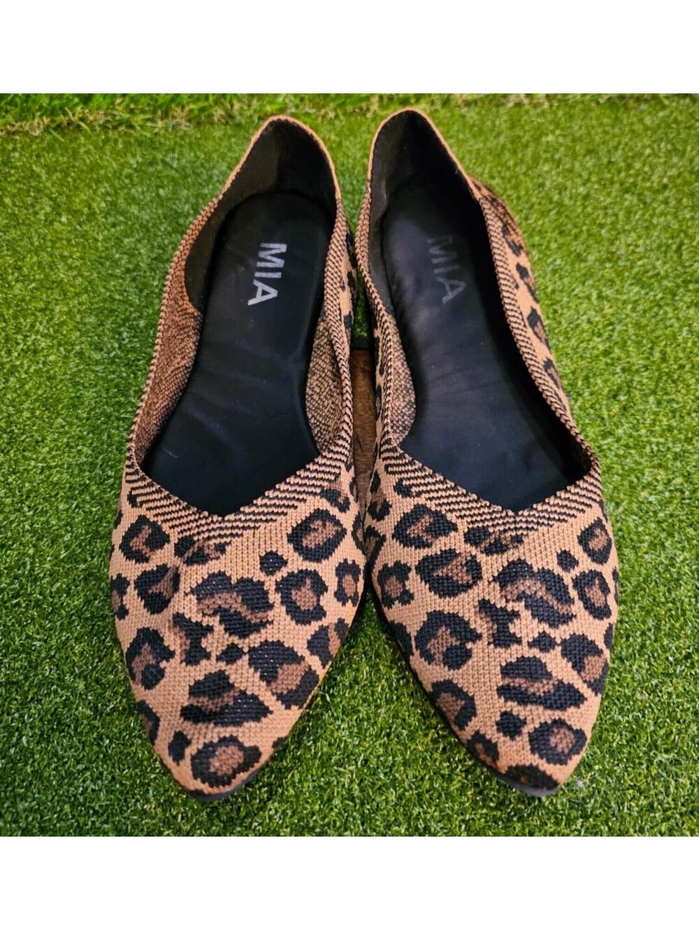 MIA Shoes Womens Size 9 Kerri Leopard Print Flex Pointed Toe Flats
